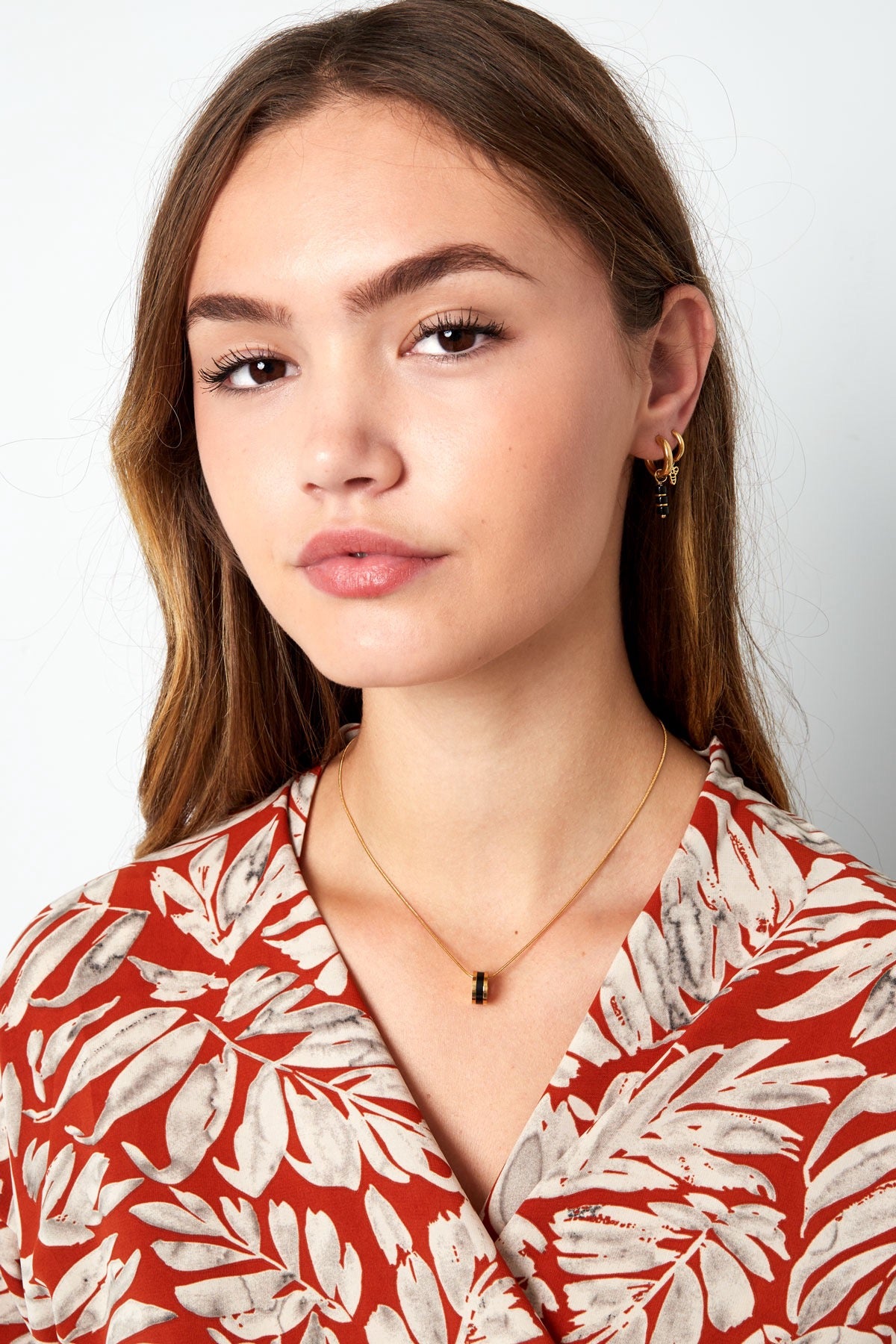 Ketting black charm K006