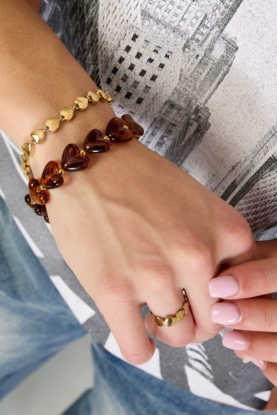Kralenarmband hartjes A001 creme